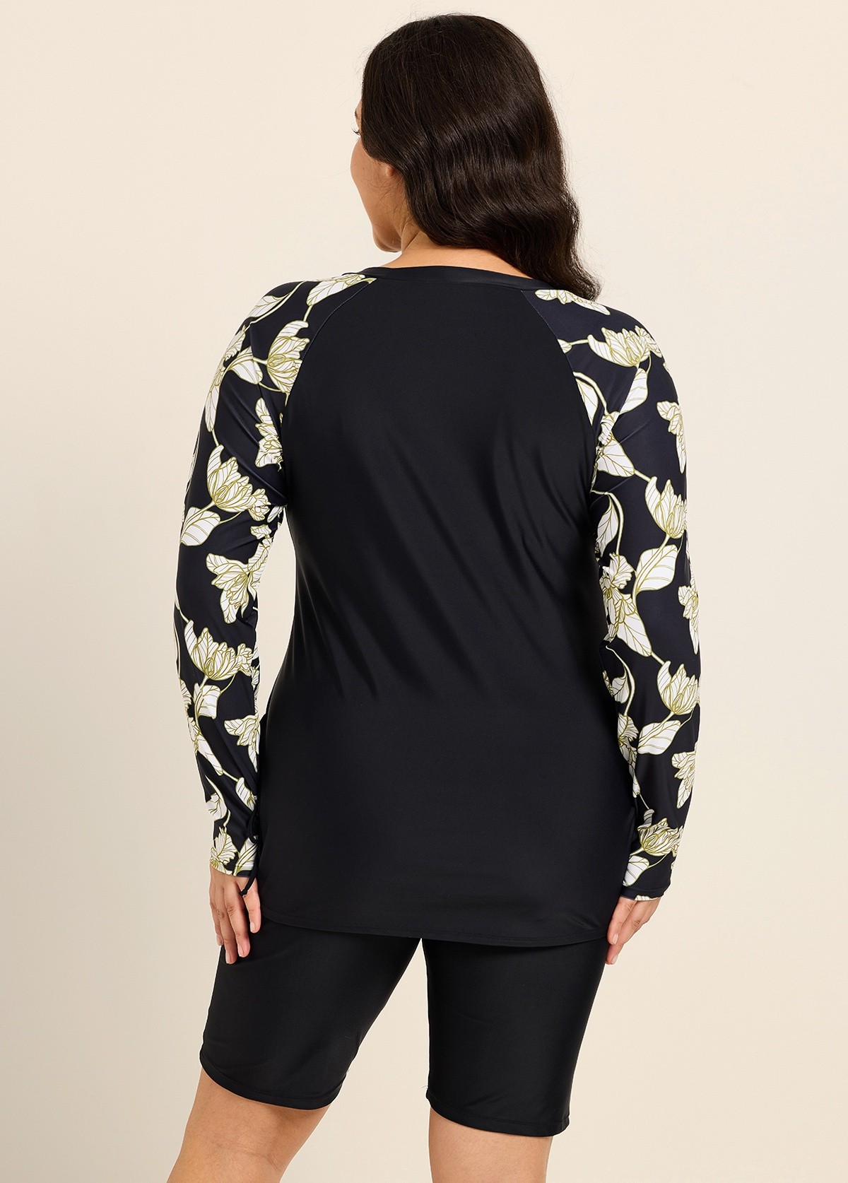 Black Leaf Upf50+ Long Sleeves Modest Plus Size Women's Swimsuit Tankini Top