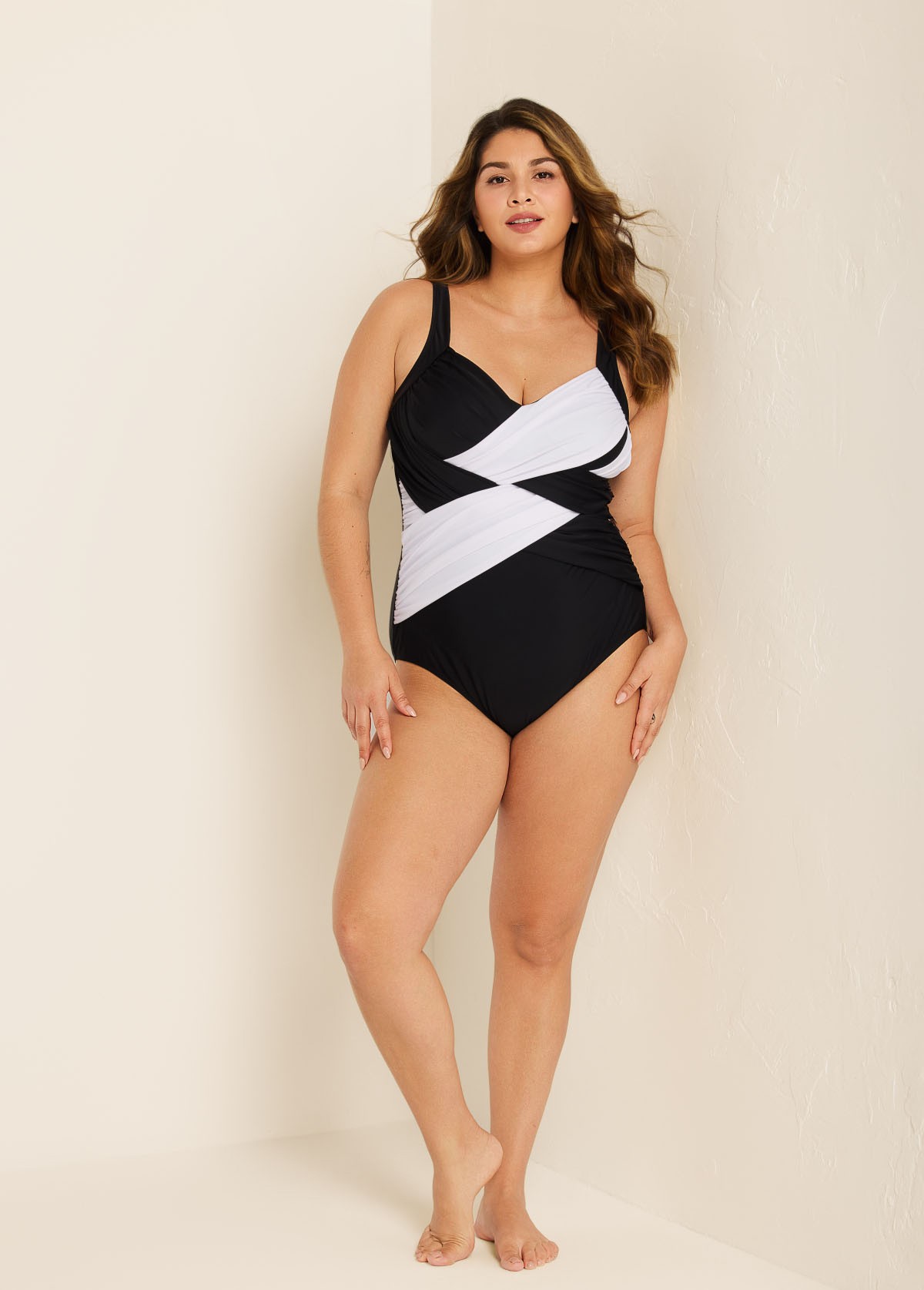 Black And White V Neck Crossover Pleated One Piece Swimsuit
