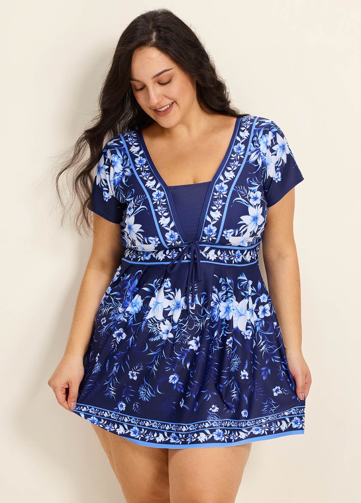 Blue Floral Short Sleeves Vintage Padded Plus Size Women's Swimsuit Swimdress Top