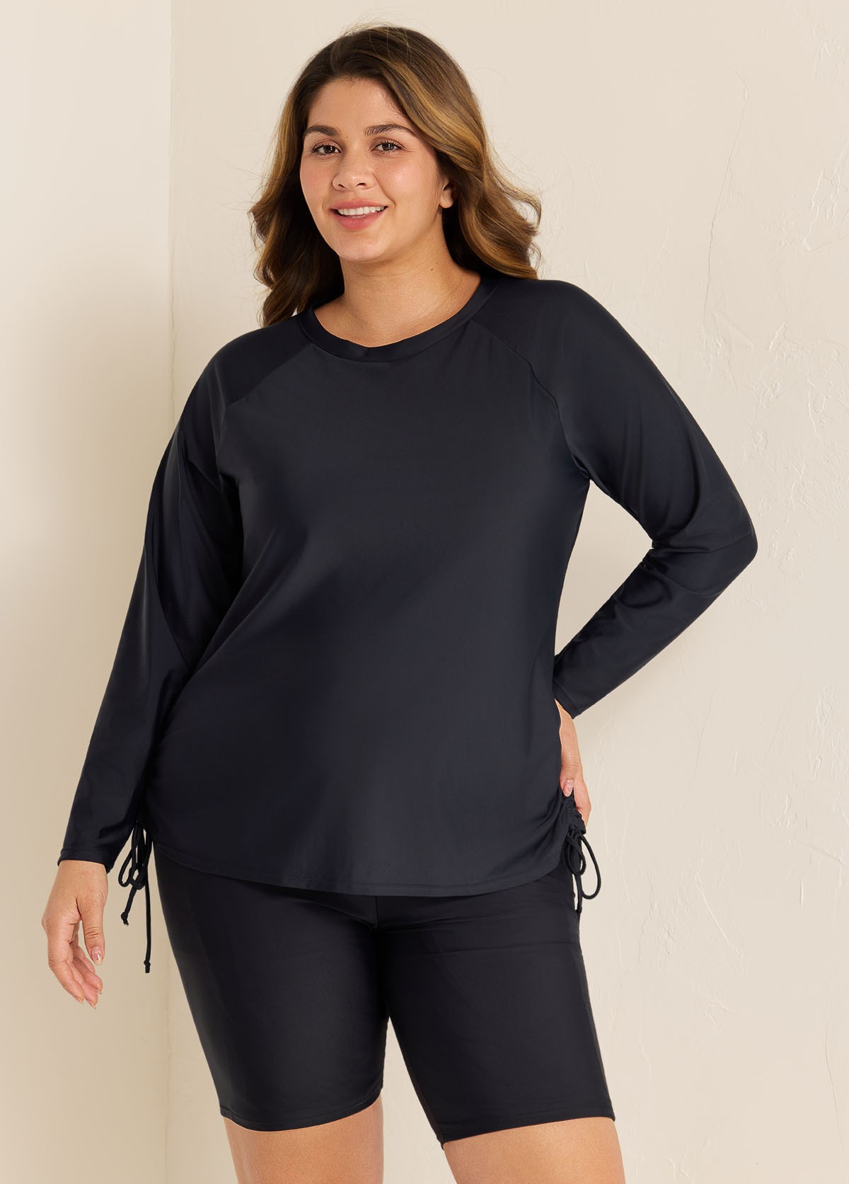 Plus Size Black Long Sleeve Drawstring Women's Swimsuit Tankini Top
