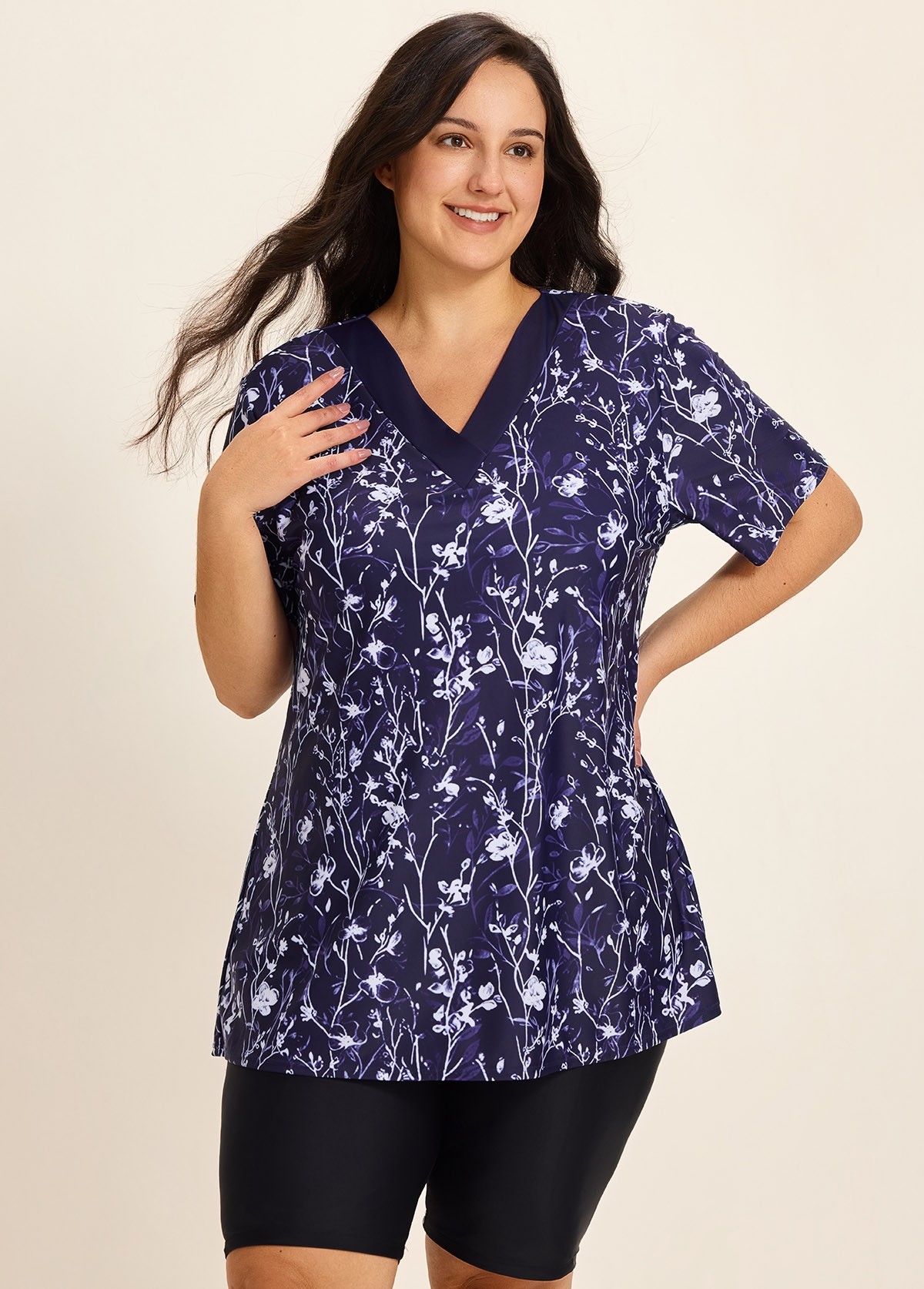 Curvy Purple Floral V Neck? Upf50+ Short Sleeves Flattering Padded Swimsuit Long Tankini Top